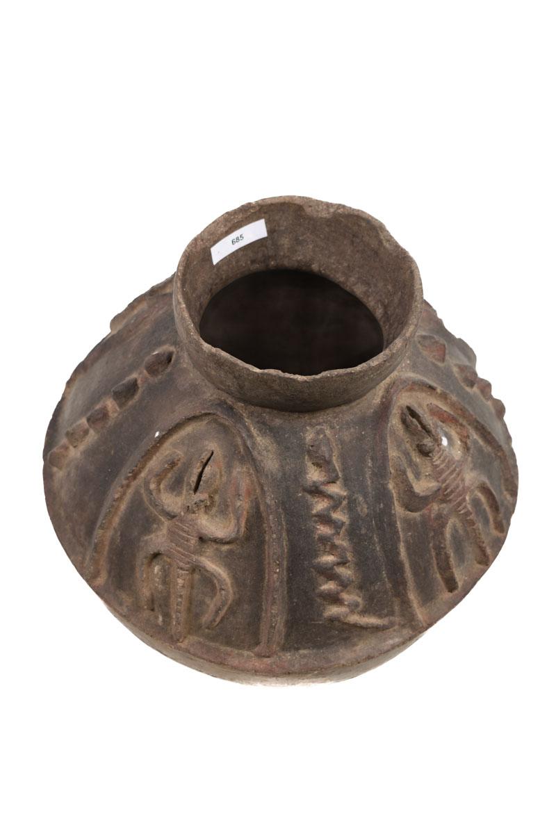 Jarre à motifs géométriques Bariba